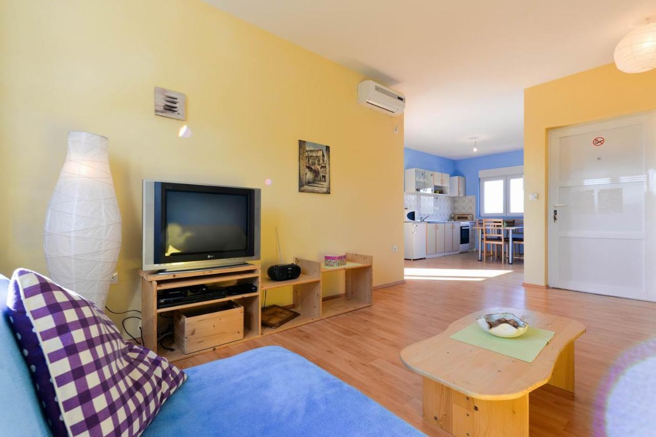 Paklina Apartments Starigrad Paklenica Exteriör bild
